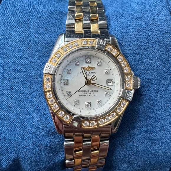 ✅SOLD Breitling Callistino
28mm Diamond Bezel Two Tone 18kt Gold Band Watch - Picture 1 of 11